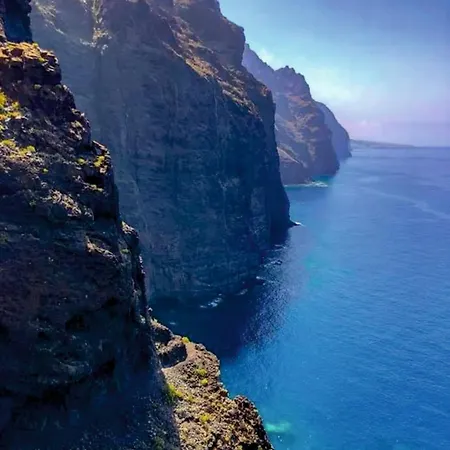Acantilados De Gigantes, Islas Canarias, España * Acantilado de los Gigantes