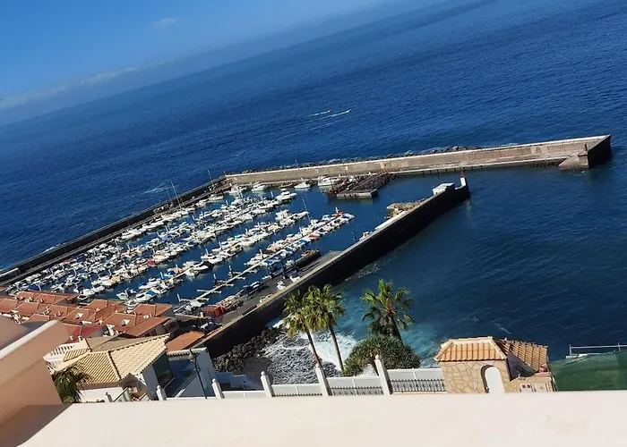 Acantilados De Gigantes, Islas Canarias, Espana * Acantilado de los Gigantes