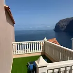 Daire Acantilados De Gigantes, Islas Canarias, Espana Acantilado de los Gigantes